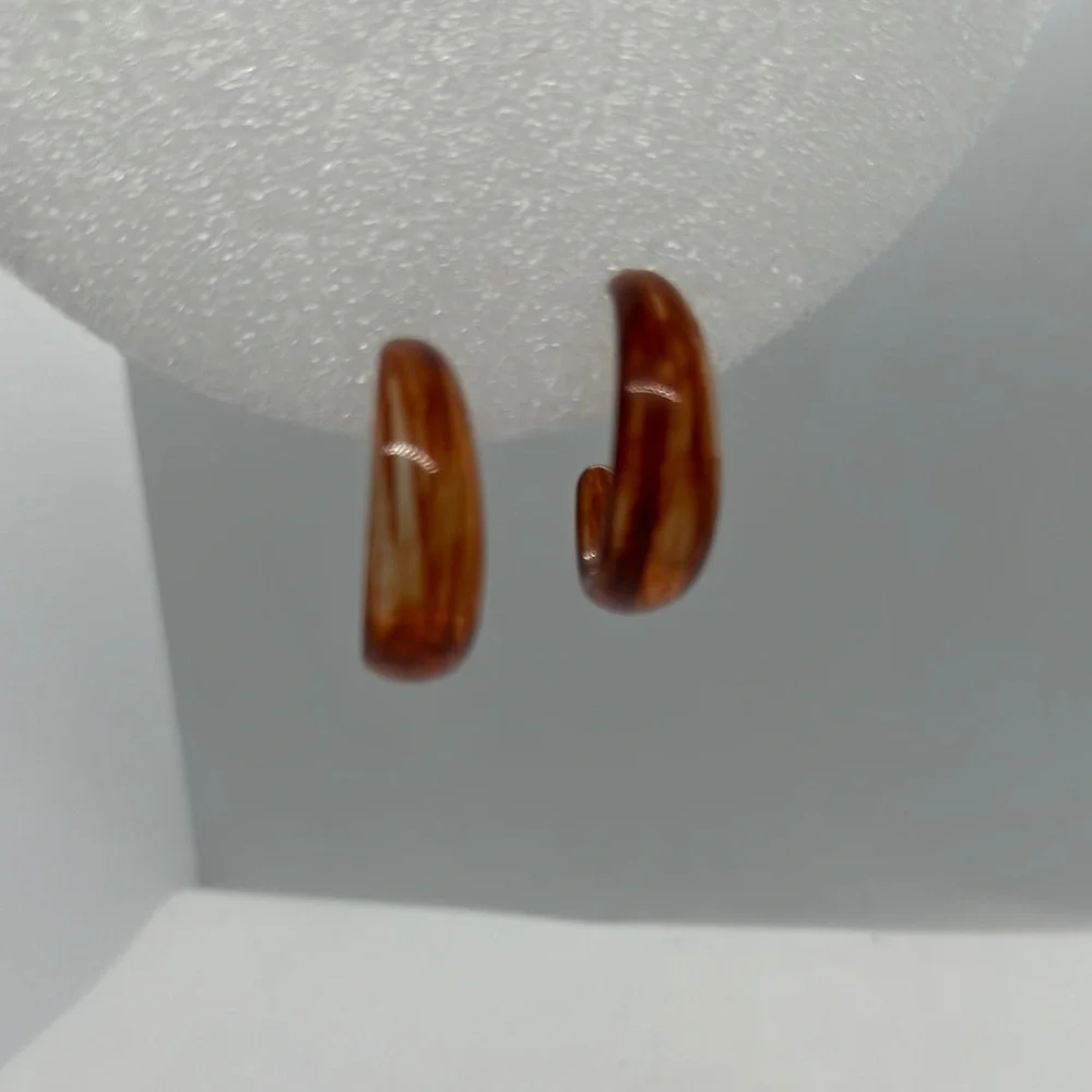 Chic Brown Marbled Acetate Hoop Earrings